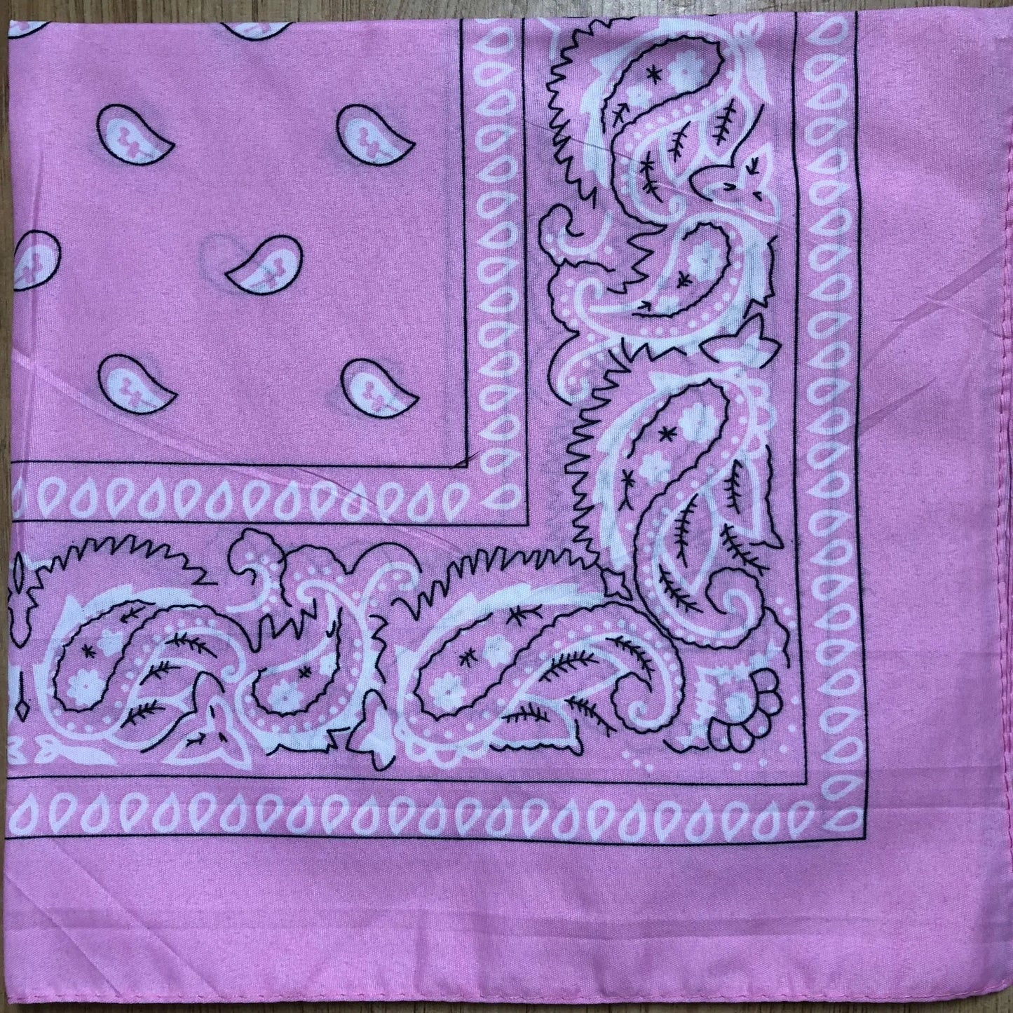 KARTEL KERCHIEF